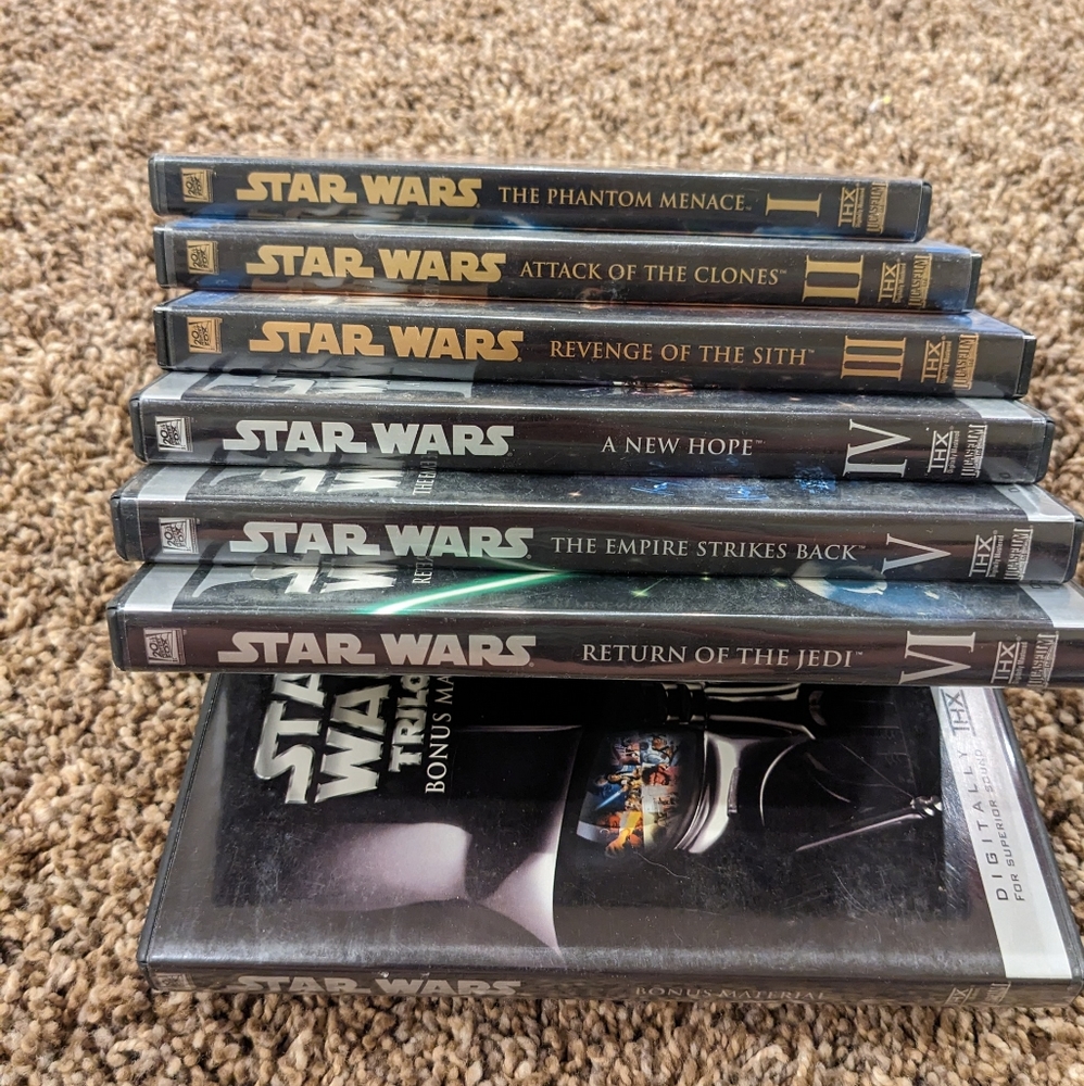 Star Wars DVD Bundle 1-6 plus bonus material DVD